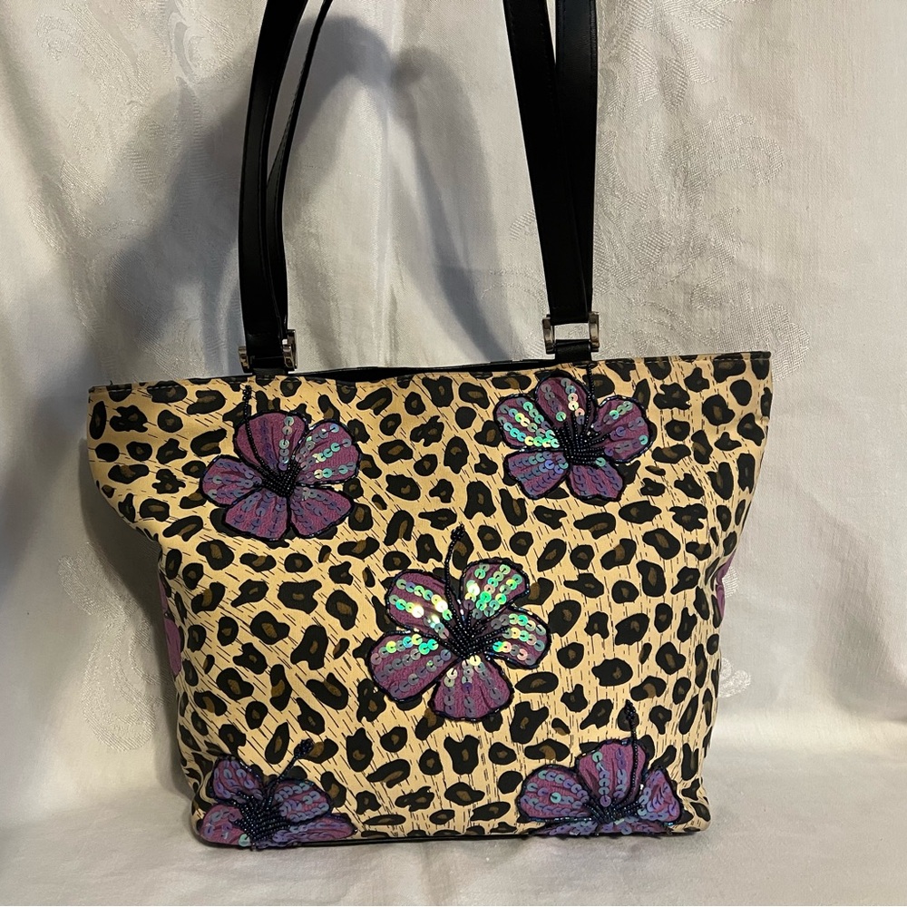 Prezzo leopard print tote bag w/lavender hibiscus flowers embellished with beads
